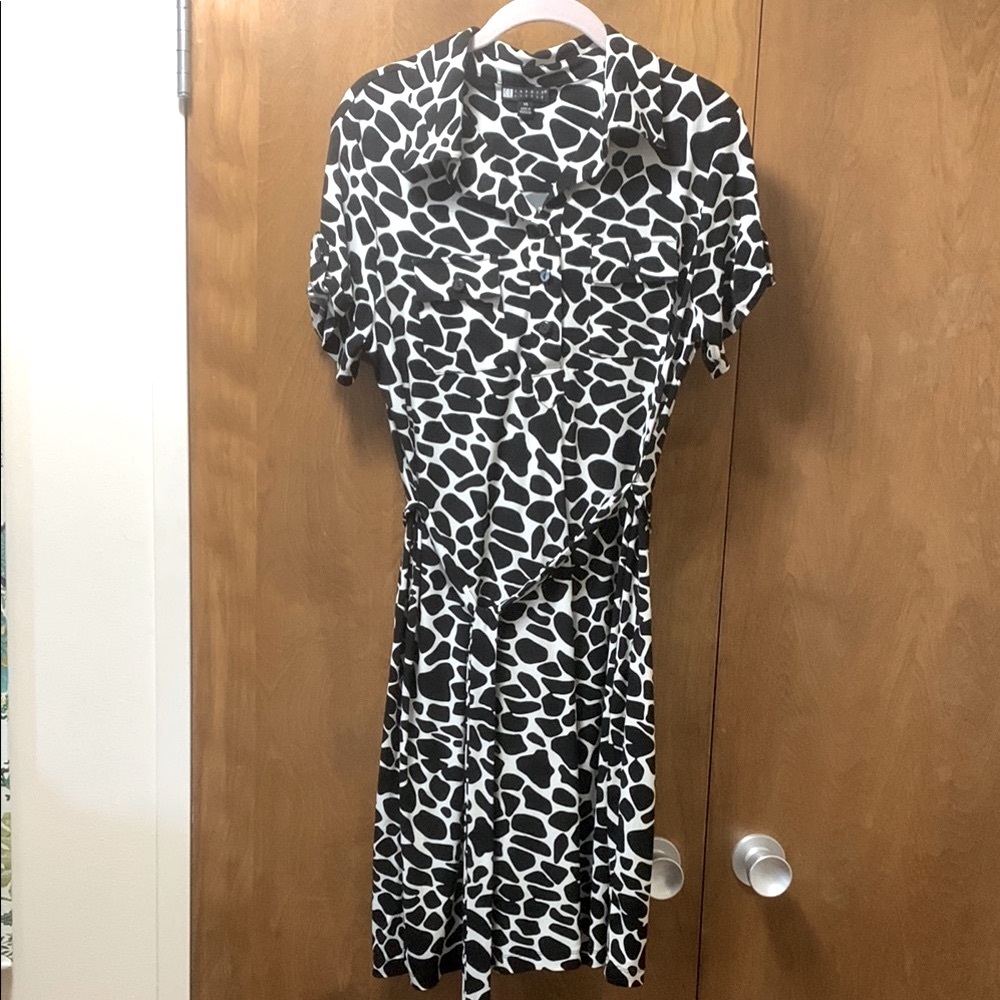 Carole Little shift dress black and white self tie SZ 14